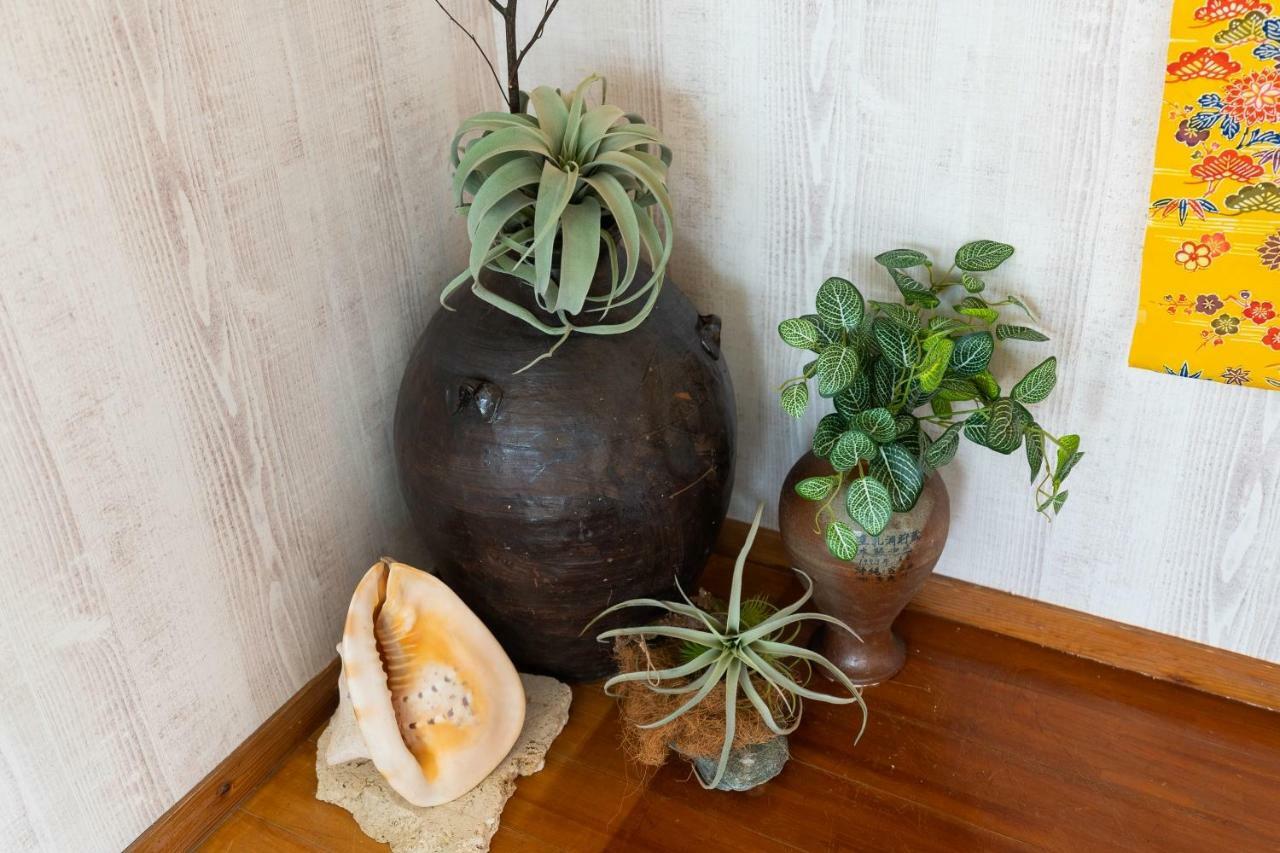 沖縄古民家お宿ななつぼし Okinawa Traditional House Nanatsuboshi Naha Zewnętrze zdjęcie