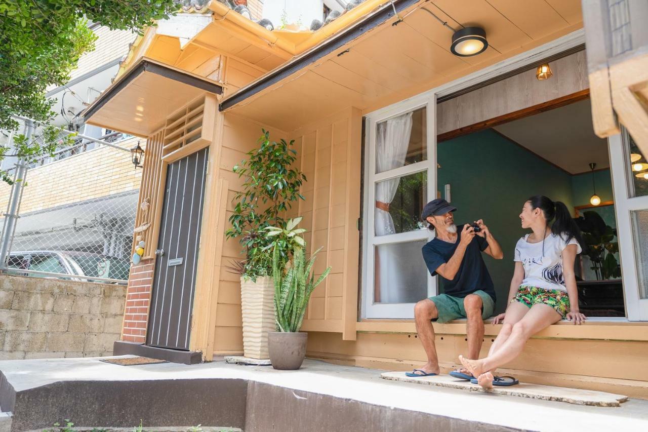 沖縄古民家お宿ななつぼし Okinawa Traditional House Nanatsuboshi Naha Zewnętrze zdjęcie